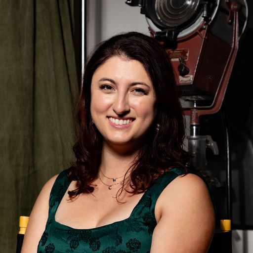 A headshot image of Carly Gilmore