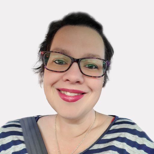 A headshot image of Crystal Jones