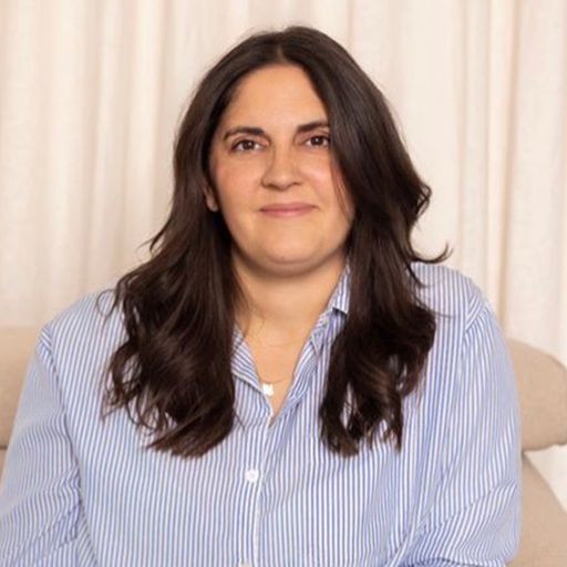 A headshot image of Rachael Tenerowicz