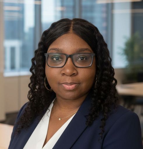 A headshot image of Danavette Linton