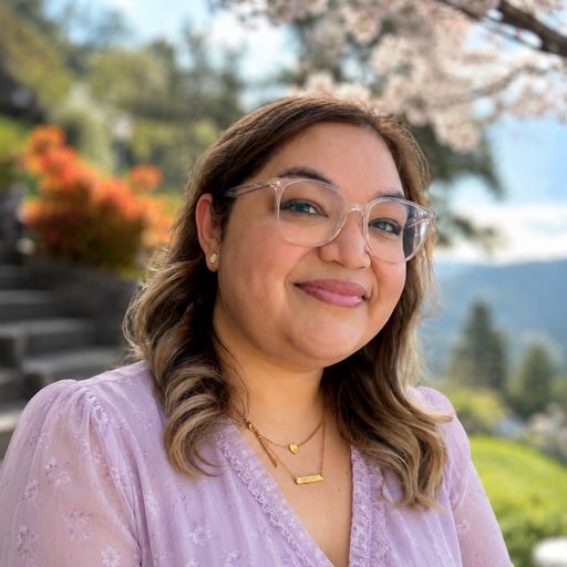 A headshot image of Angelica Valdivia