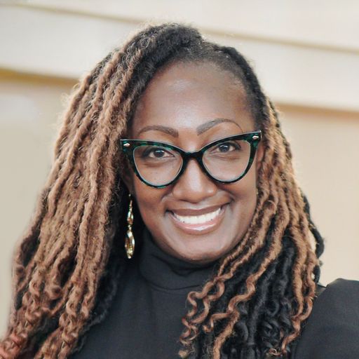 A headshot image of E'ula Green