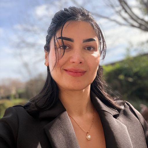 A headshot image of Farnaz Roshani