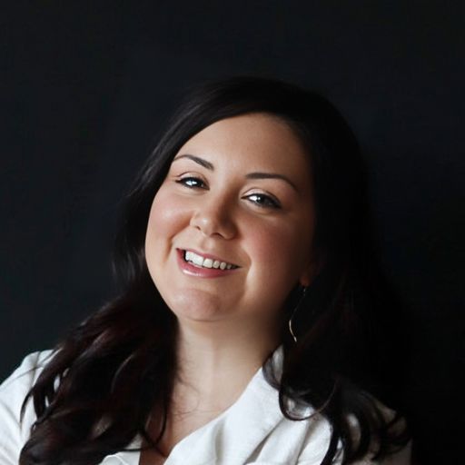 A headshot image of Anna Shuqom