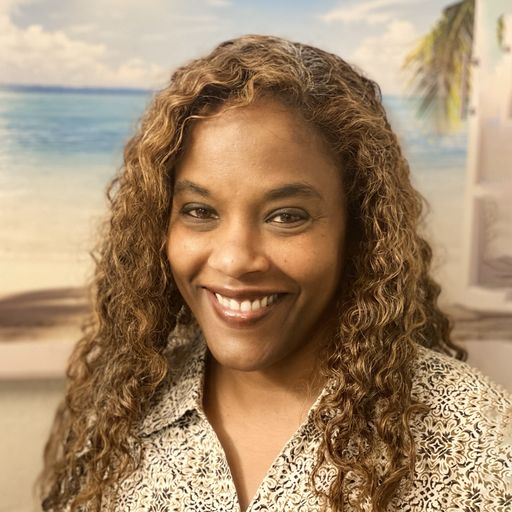 A headshot image of Tasauna Euwing