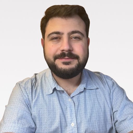 A headshot image of Misak Khachatryan