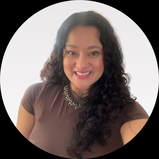 A headshot image of Autumn Link