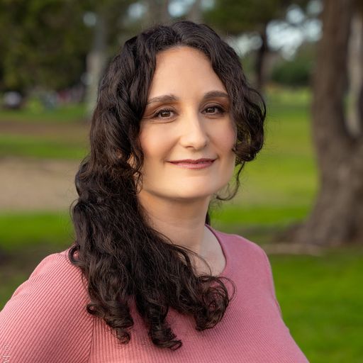 A headshot image of Danielle Sagarminaga