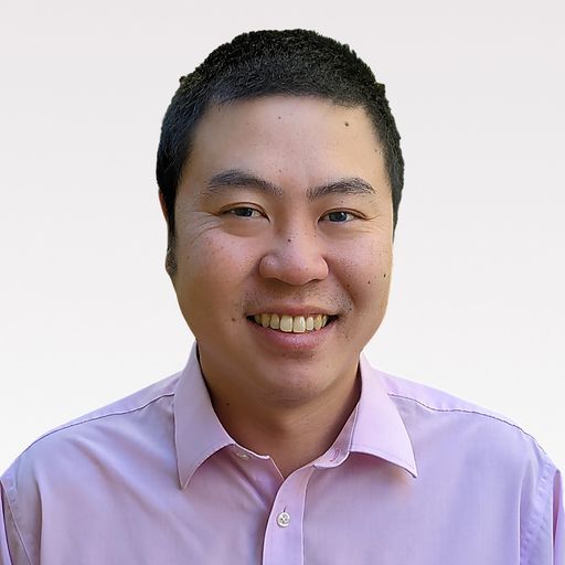 A headshot image of Christopher Kauffman