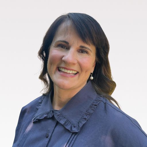 A headshot image of Rebecca McNairy