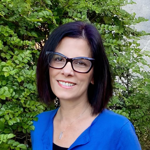 A headshot image of Paula Pisani