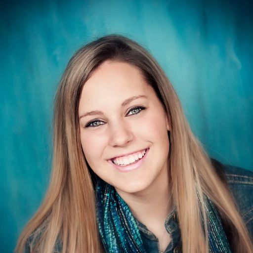 A headshot image of Ellise Cook