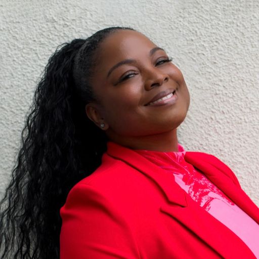 A headshot image of Lakeshia Mason