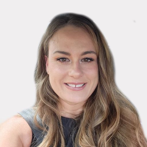 A headshot image of Alicia Elwood