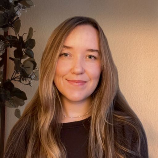 A headshot image of Holly Rennick
