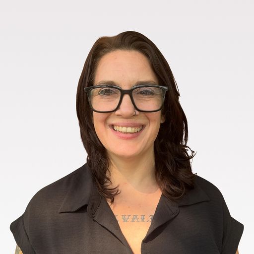 A headshot image of Shawn Decker
