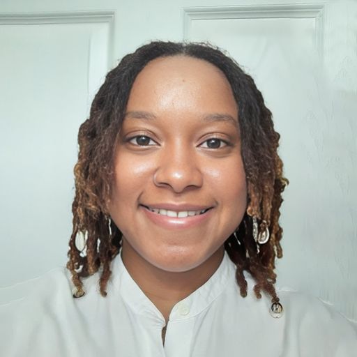 A headshot image of Makkah Hayes
