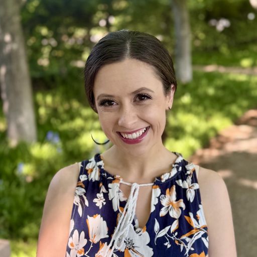 A headshot image of Stephanie Burns