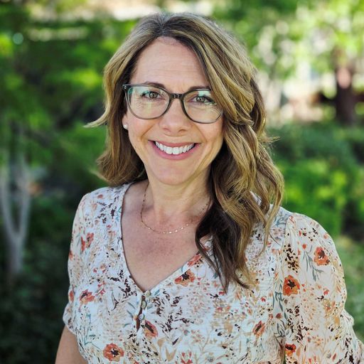 A headshot image of Angela Lockwood
