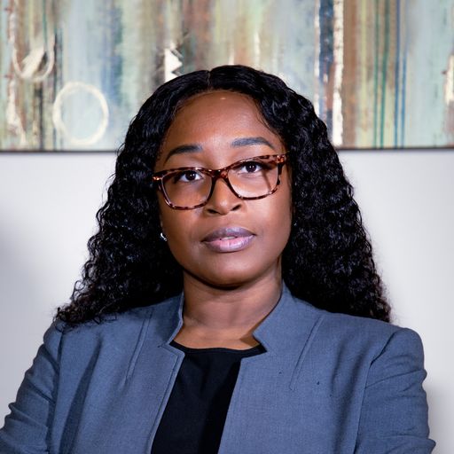 A headshot image of Lisenie Mayard