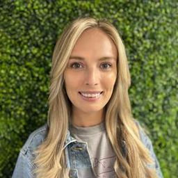 A headshot image of Alyson Hinz