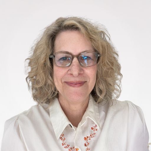 A headshot image of Joanne Levine