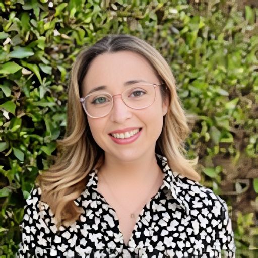 A headshot image of Brenda Cabrera