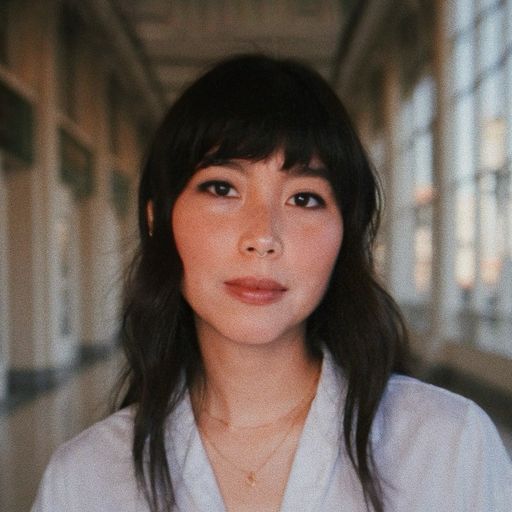 A headshot image of Angelyn Rose