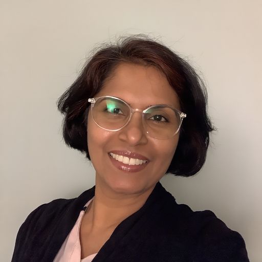 A headshot image of Gifty Pampuru