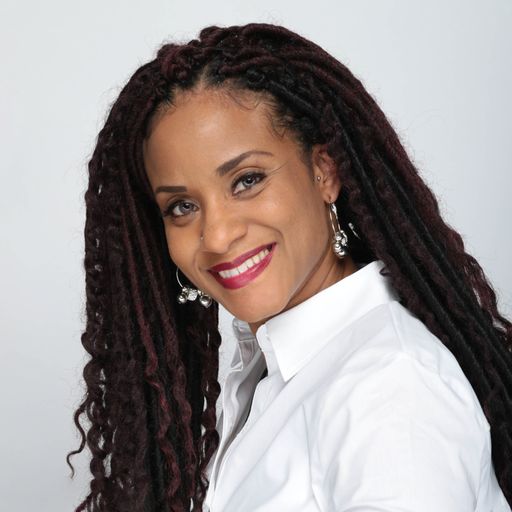 A headshot image of TahLeekah Partee Young
