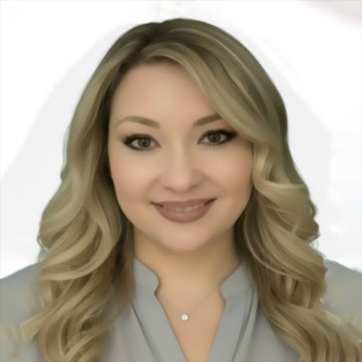 A headshot image of Tessie Eberhart