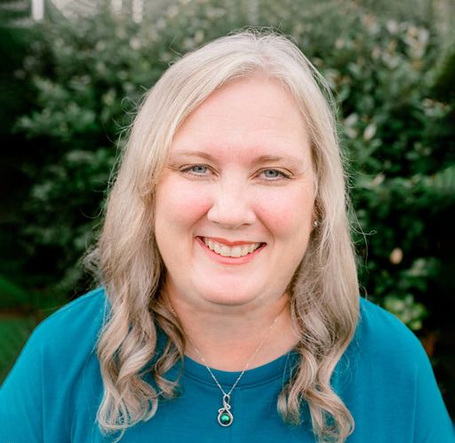 A headshot image of Audra Bell