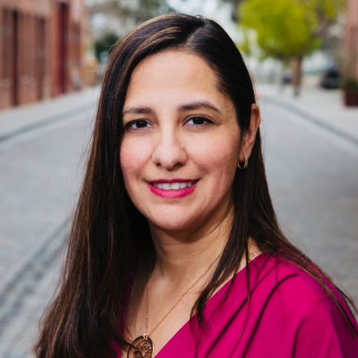A headshot image of Yvette Buccino