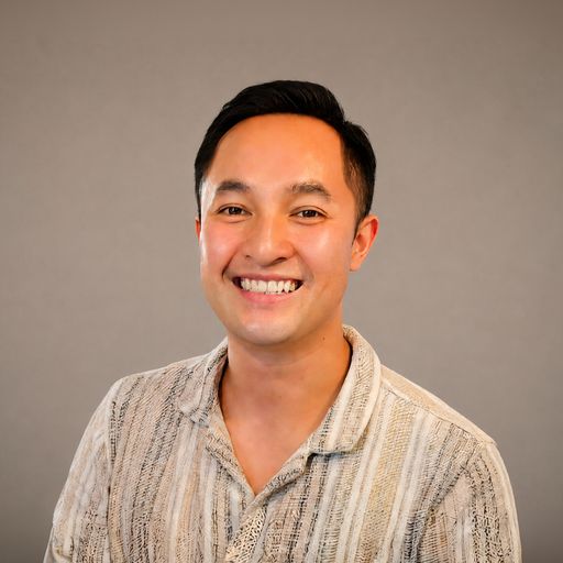 A headshot image of Tuong Kenny Tran