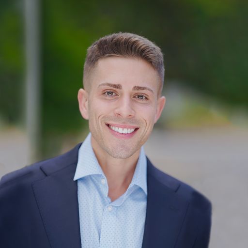 A headshot image of Austin Hart
