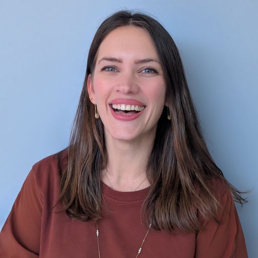 A headshot image of Hannah Bednar