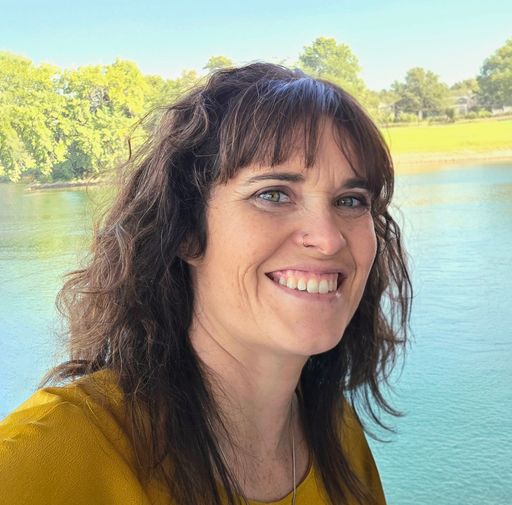 A headshot image of Amy Steward