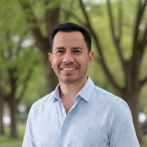 A headshot image of Levi Perez-Lujan