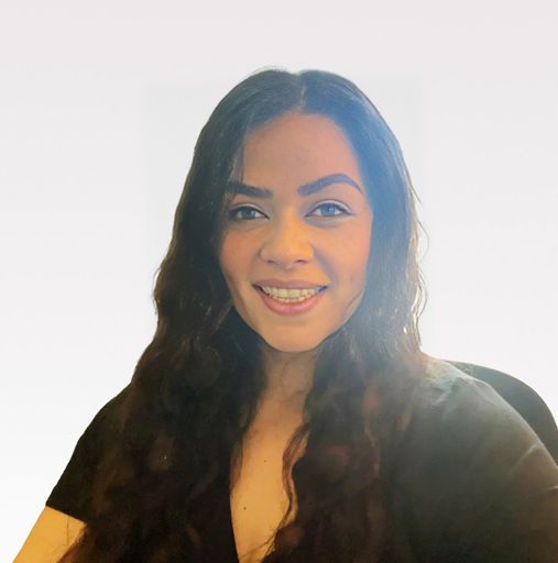 A headshot image of Idania Arellano