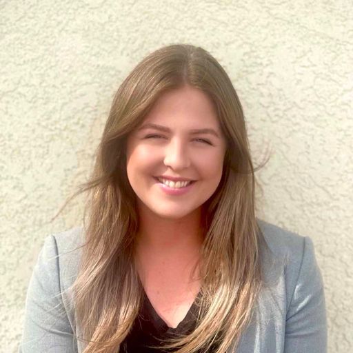 A headshot image of Larissa Alley