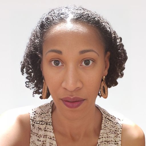 A headshot image of Alexis Earkman