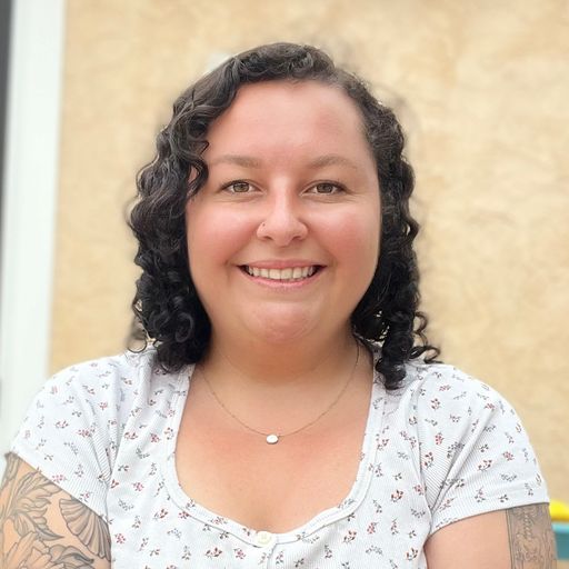 A headshot image of Annabelle Linden