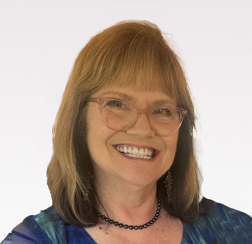 A headshot image of Beth Molineux