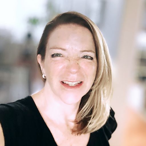 A headshot image of Elise Breen