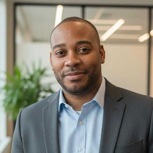 A headshot image of Mitchell Gresham