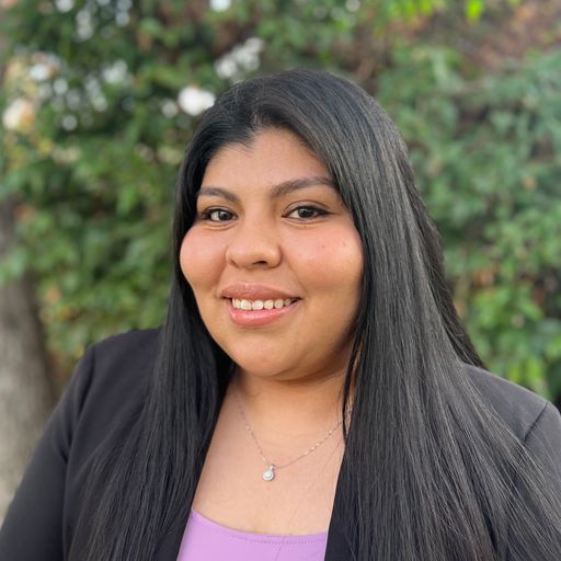 A headshot image of Ivonne Campuzano