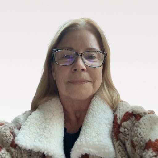 A headshot image of Sharon Tucker