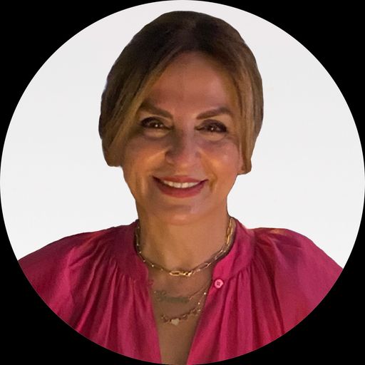 A headshot image of Simin Ghasri, LMFT