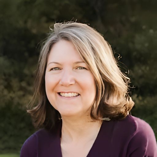 A headshot image of Jennifer Guarino