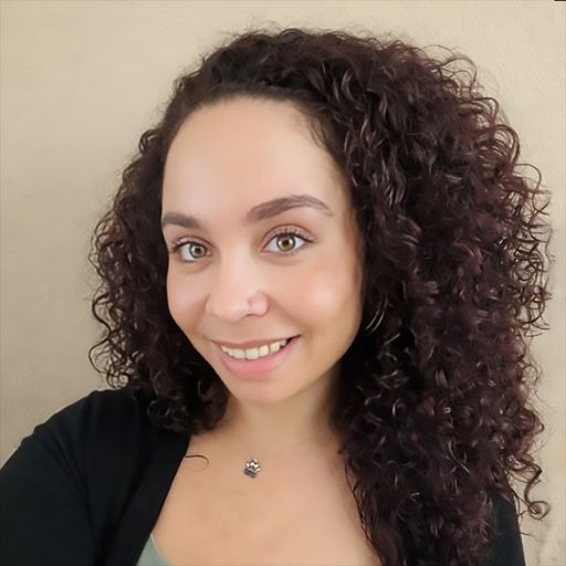 A headshot image of Crystal Elias